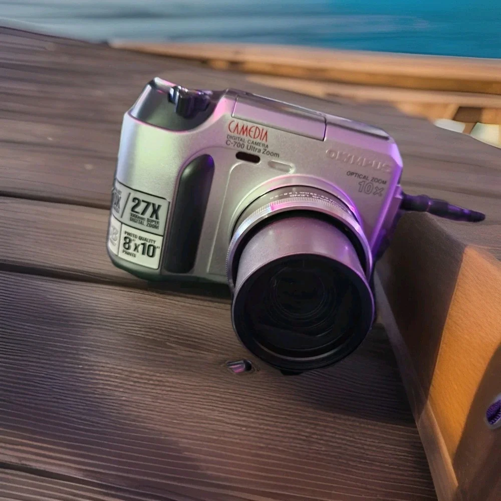 Vintage Olympus Camedia C-700 Ultra Zoom Digital Camera 2.1MP-Tested